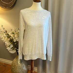 Nike shirt, excellent condition